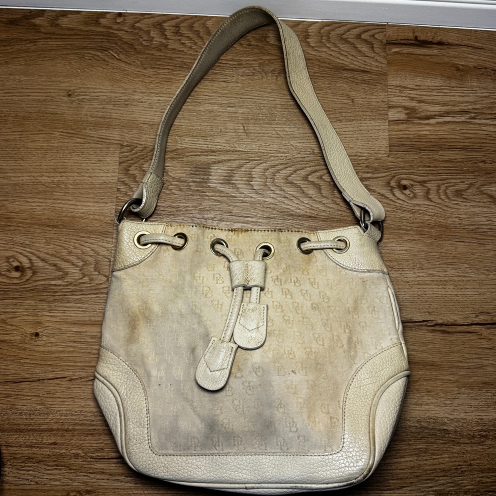Dooney and Bourke medium size Off White Leather Hobo Satchel Shoulder Bag Purse
